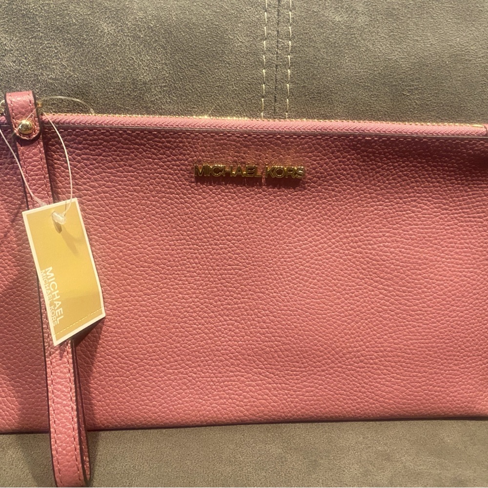 Michael Kors Wristlet